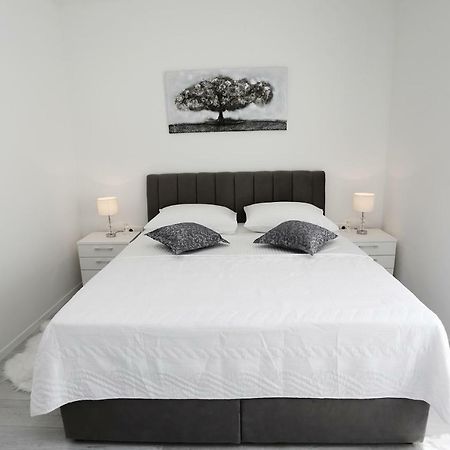 Apartman Marinela Split Bagian luar foto