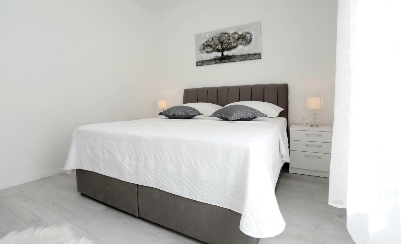 Apartman Marinela Split Bagian luar foto